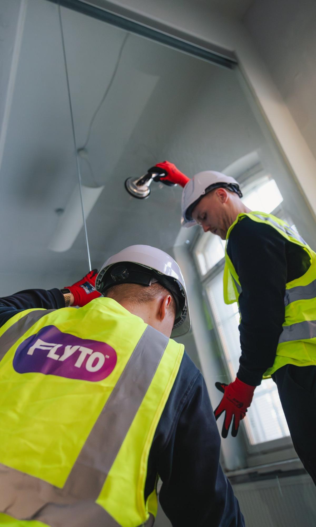 Spanish Driving License in EU After Moving Convert or Keep 2026 — Flyto Relocation team